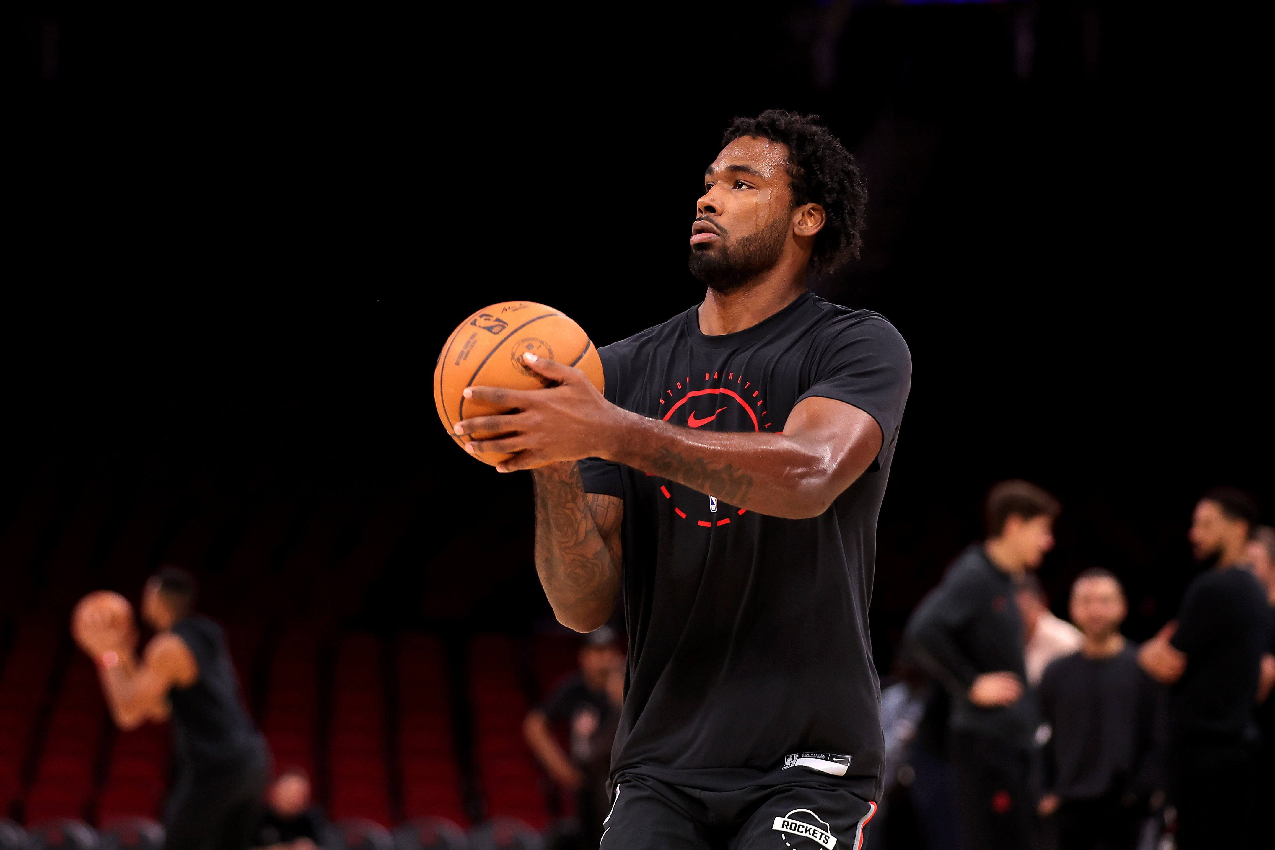 乌度卡表示，火箭队希望伊森能在下周二客场对阵掘金的比赛中迎来复出。最终能否登场，