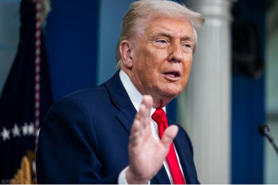 特朗普压不住伊朗，竟然不讲武德“偷袭”中国，还好中方早有准备 当地时间1