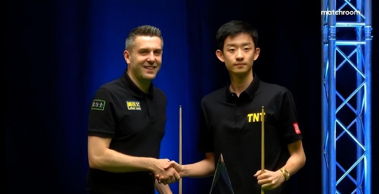 2026年斯诺克世界锦标赛1/8决赛第二阶段-塞尔比对阵吴宜泽