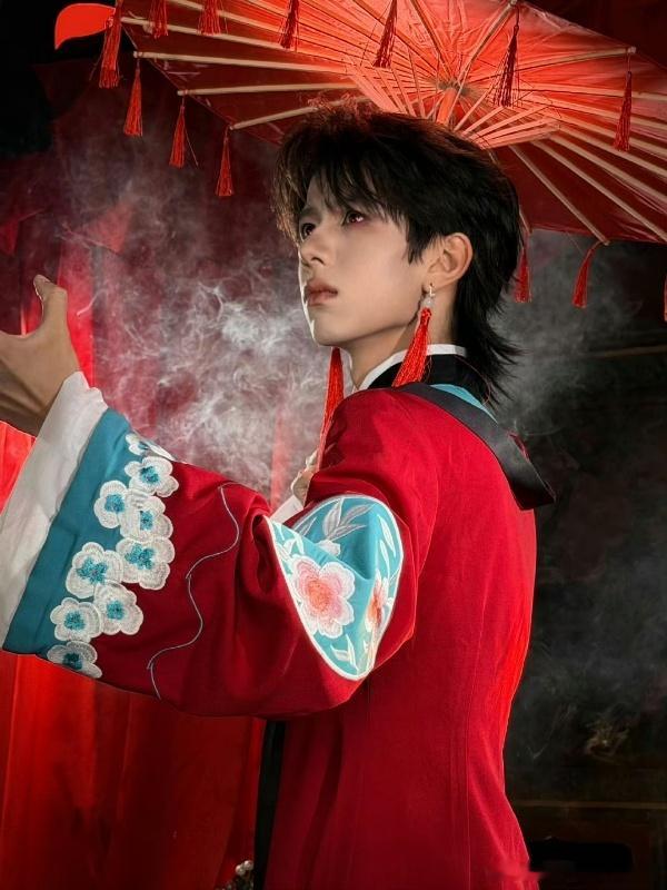 我不是戏神会影视化吗完结热度真是高，垫底辣孩林子烨都出了cos，动漫化也安排上