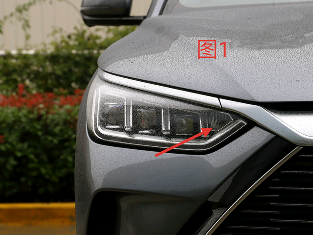 教大家如何从外观分辨dmi四款车型现在外面跑的宋plusdmi越来越多了，大家