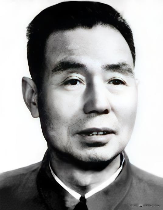 开国少将牛书申，1913年出生，陕西黄陵人。1934年参加红军并入党，历经土地革