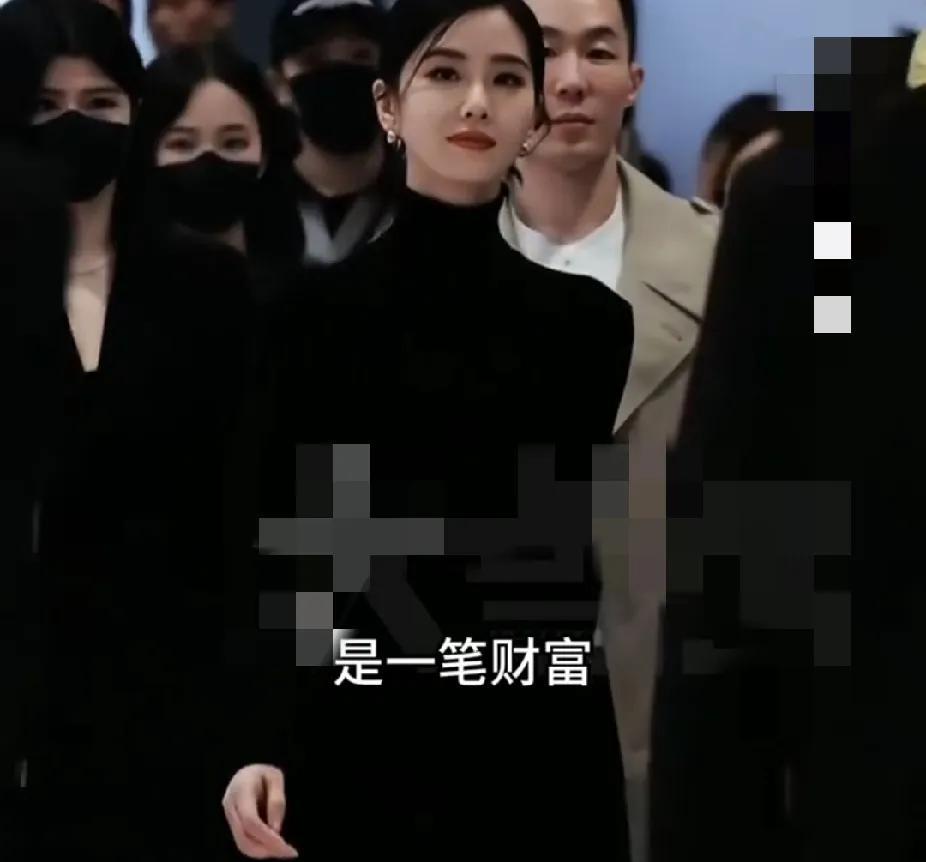 “女孩长的越漂亮，越要好好读书。”8月5日，北京一网友发布了一条视频，让我陷入了