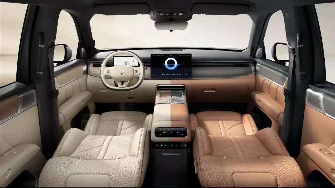 理想没想到、蔚来没想到、问界没想到、就连比亚迪估计都万万没想到吧，本以为大型SU