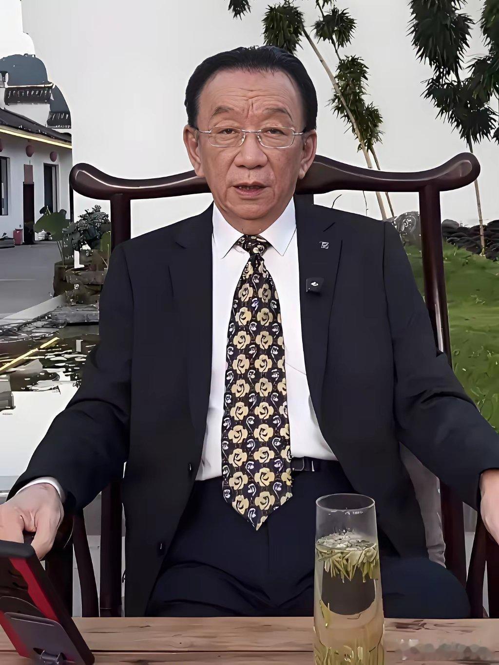 侯耀华：我向郭德纲借用过2个徒弟，一个深得我心，一个上不了台面！昨日，相声表演艺