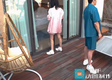 鲍蕾曾对陆毅说过这样一句话:我好怕下辈子你找不到我。她这句话一出口，评论区里