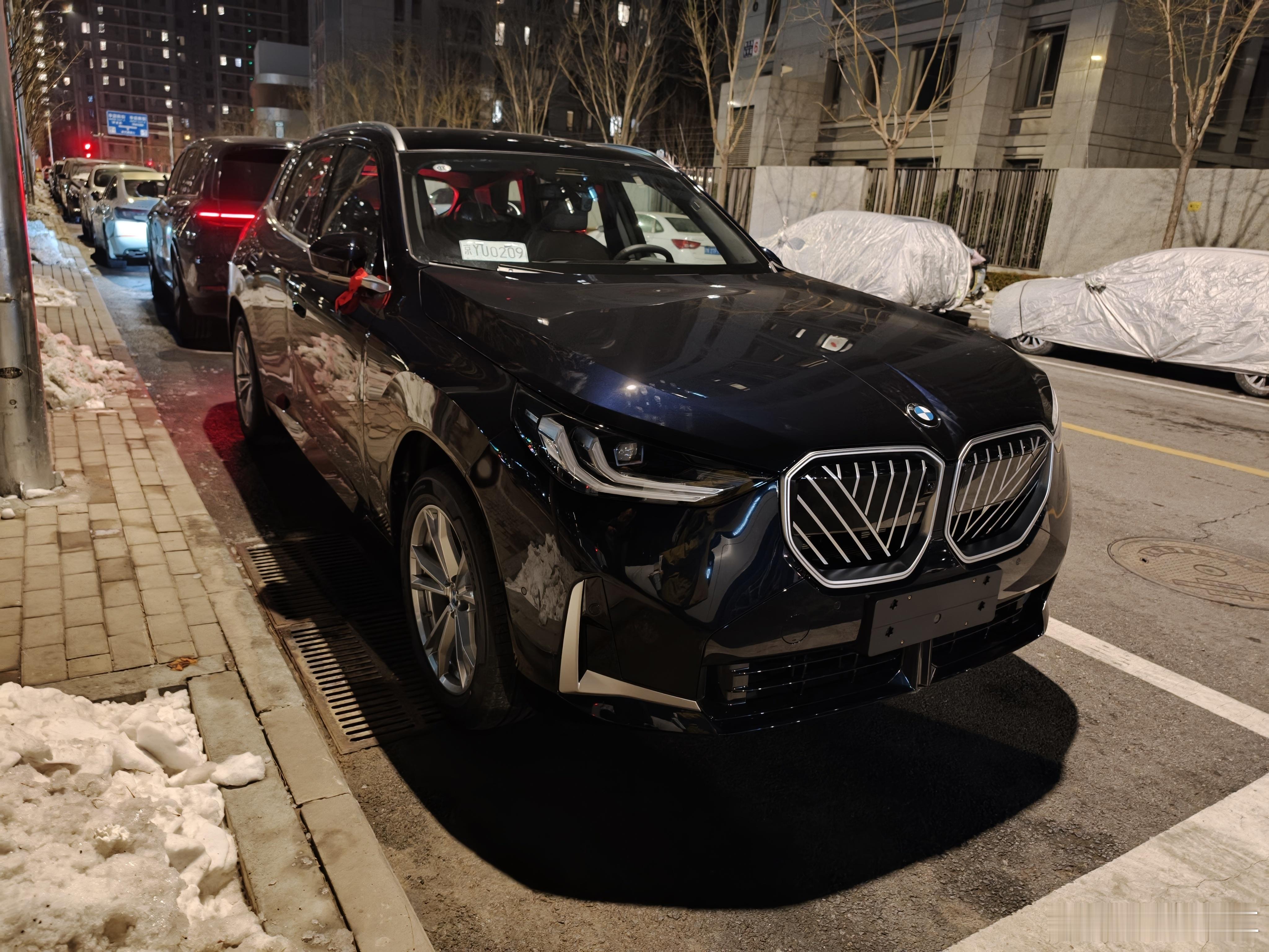 我觉得我的邻居在这个时间点选燃油宝马X3是非常明智的！原因有三1现在的奥迪