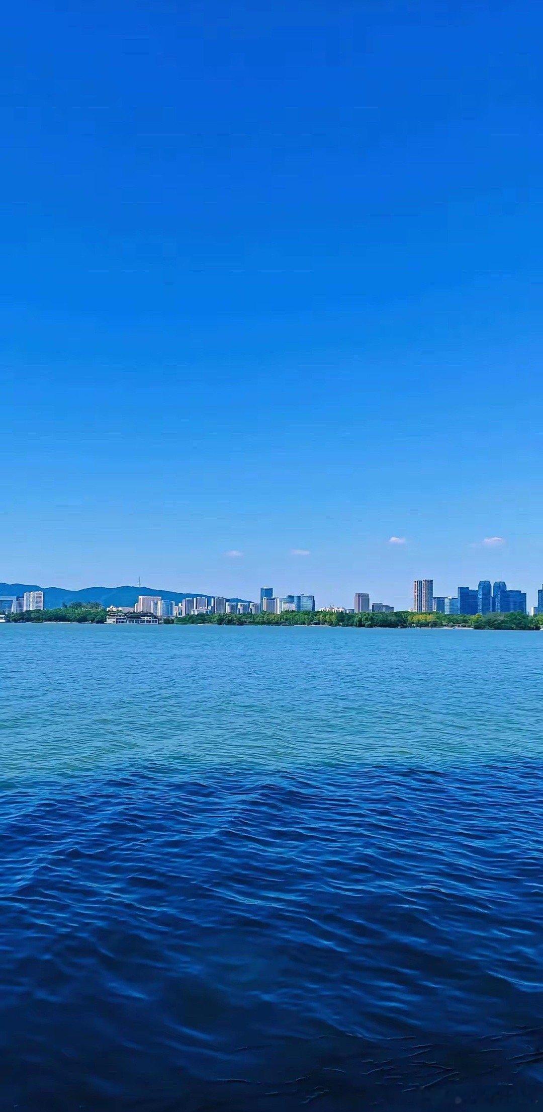 一段醍醐灌顶的话：“凡事都不要怕，当你不害怕任何人、任何事的时候，谁