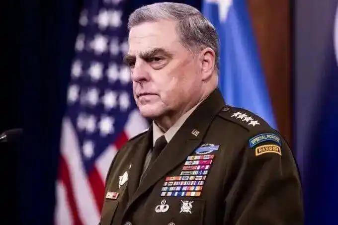 ·美国已经把底牌直接亮出来了，那我们就没必要再遮遮掩掩了。美国前军方最高将领