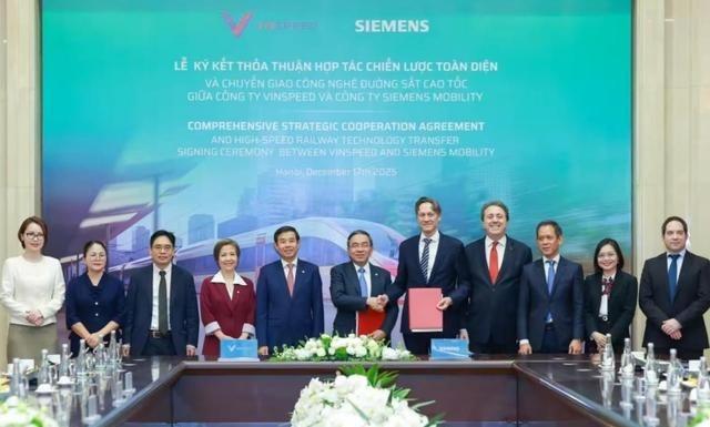 近日越南高铁这事儿挺有意思的，12月19日左右，胡志明市那边一条短线高铁项目开工