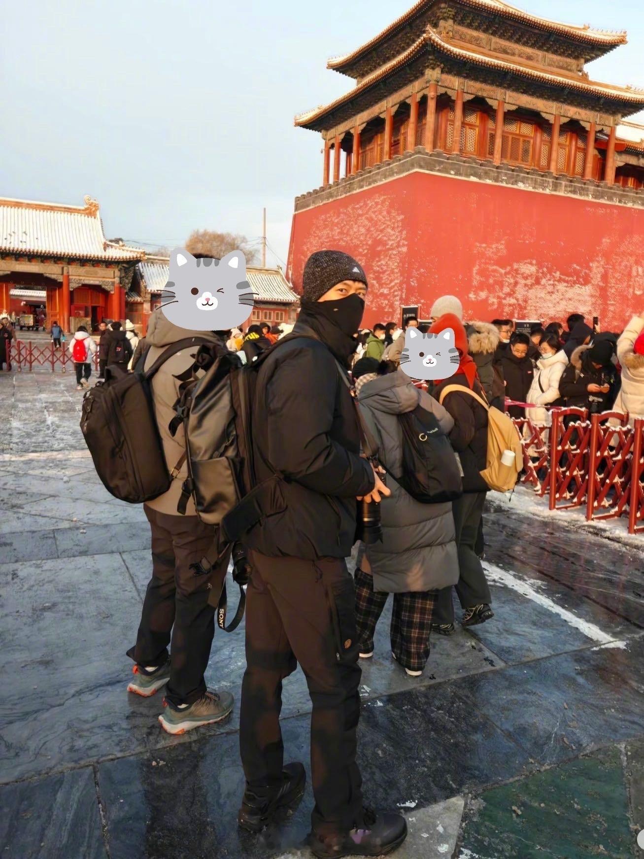 期待故宫雪景照偶遇李现故宫拍雪景李现故宫拍雪景