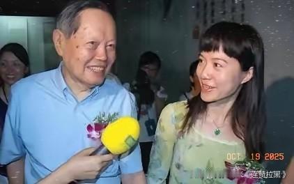 当下最为痛苦之人，便是翁帆了。她陪伴他整整21年，近八千个日日夜夜。她