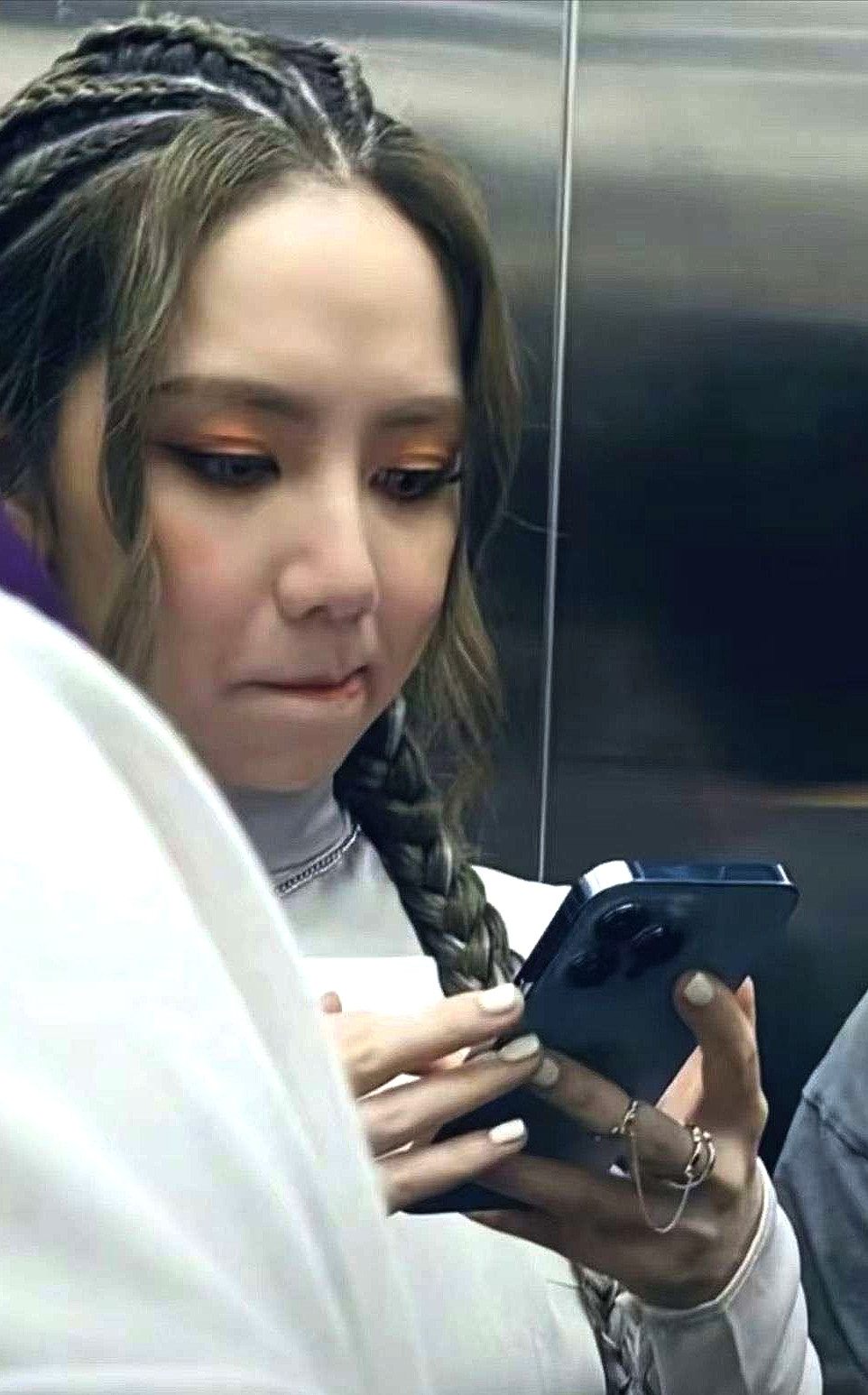 好激动遇到明星，这是谁来着。