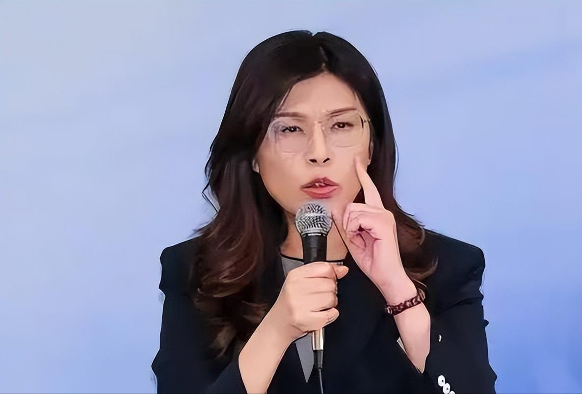 可能连郑丽文都万万没想到，最终真心支持她、全程为她站台的，除了自己的团队成员之外