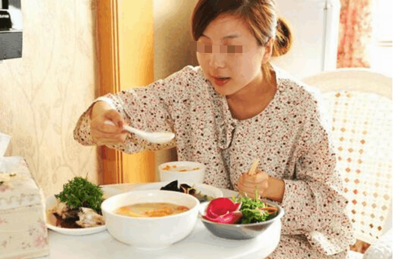 怀孕了, 这两种汤药多喝, 不仅对自己更对幼儿的发育有好处