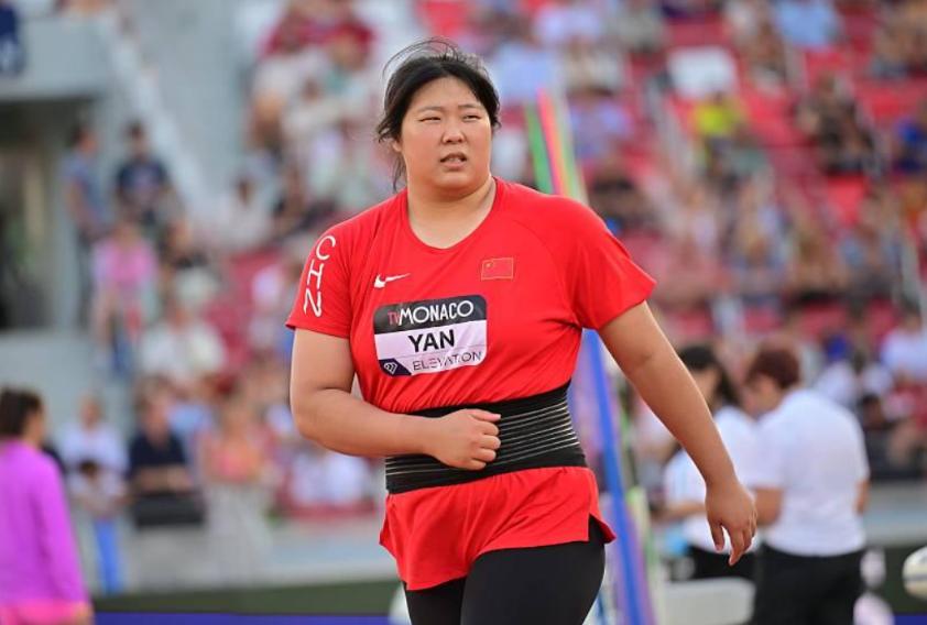 一枪夺金？严子怡标枪第一投就破纪录北京时间9月27日，亚运会女子标枪决赛，中国