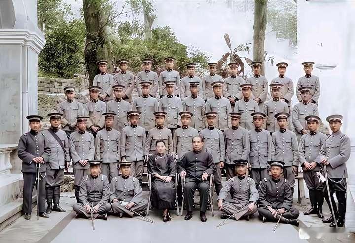 孙中山警卫团到底有多牛？要想知道孙中山的警卫团到底有多牛、看看警卫团辖下的三