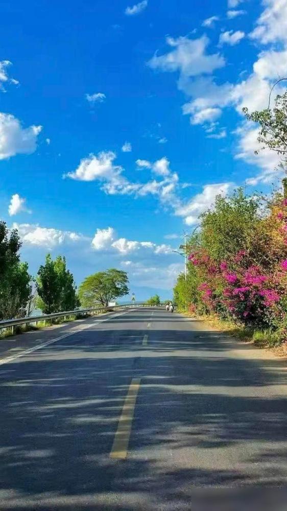 2026年1月份是江苏退休人员发放工资日，同时也是企退休人员过渡性养老金最后一次