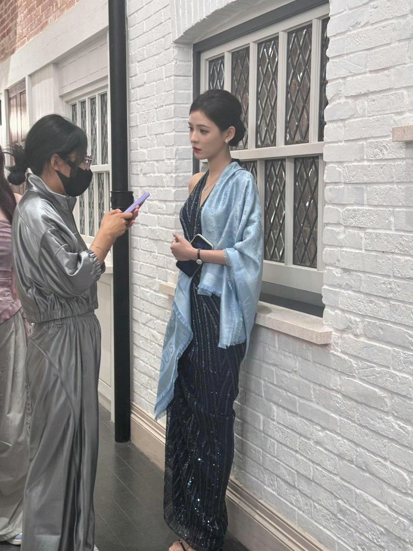 人怎么能在颜值上有这么完美的人生体验早期幼得像洋娃娃现在又是成熟知性美每一阶