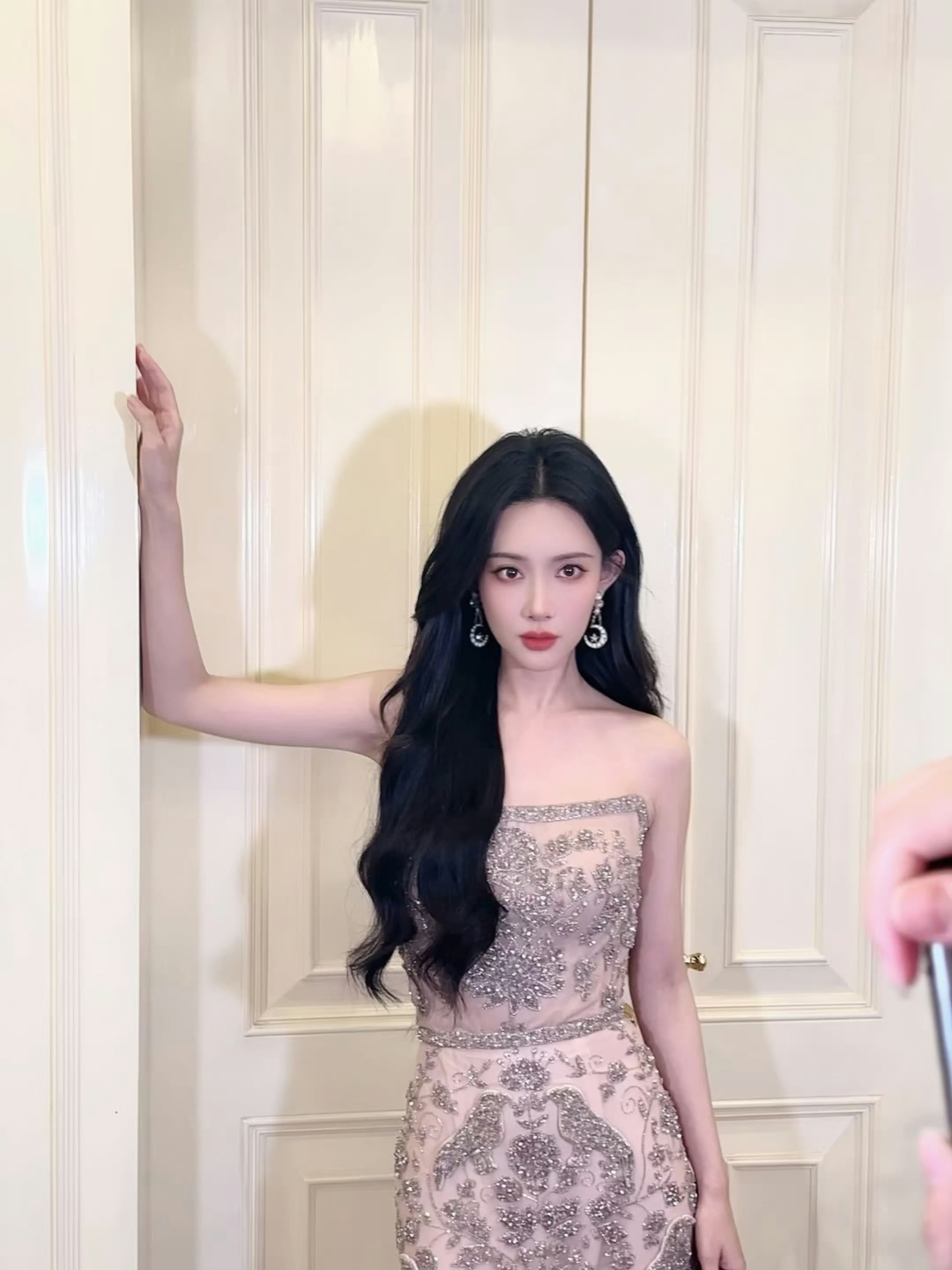 来看咱们漂亮的95🌸🌸们营业孟子义章若楠关晓彤