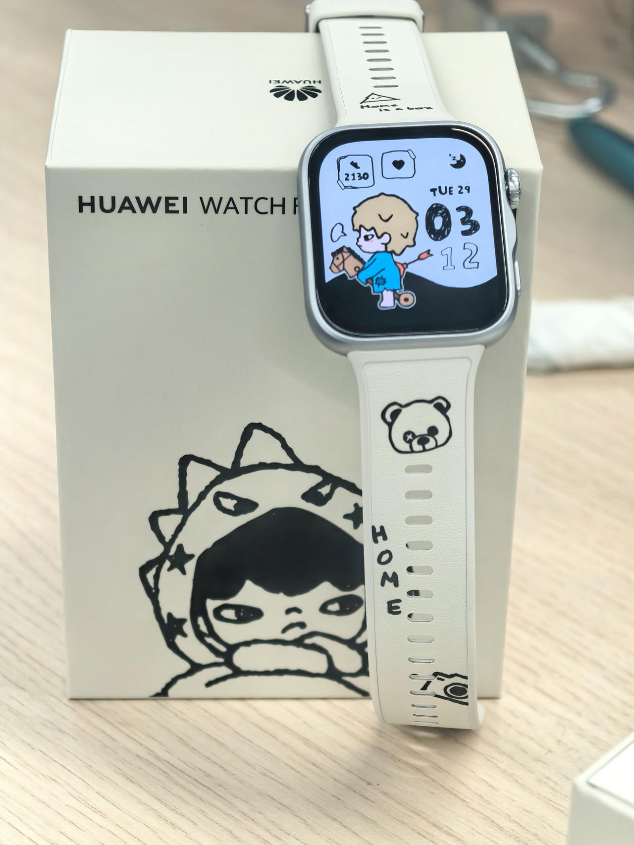 现在年轻人戴手表，早就不只是为了看时间了。上班通勤时，它可以是穿搭的一部分，坐在