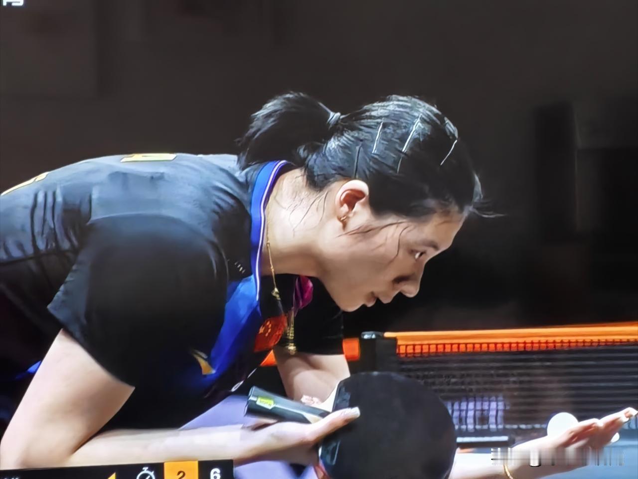 感没感觉陈幸同精神有点涣散，这样的状态能打了比赛吗？刚刚结束的香港总决赛女单1