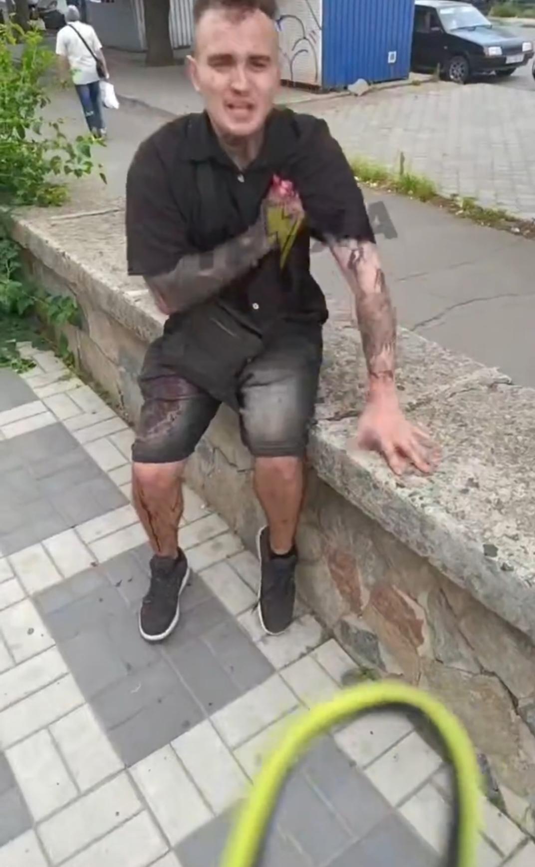 一名拉脱维亚小伙子昨天在泽连斯基的老家——乌克兰第聂伯罗州克里沃罗格市被当地征兵