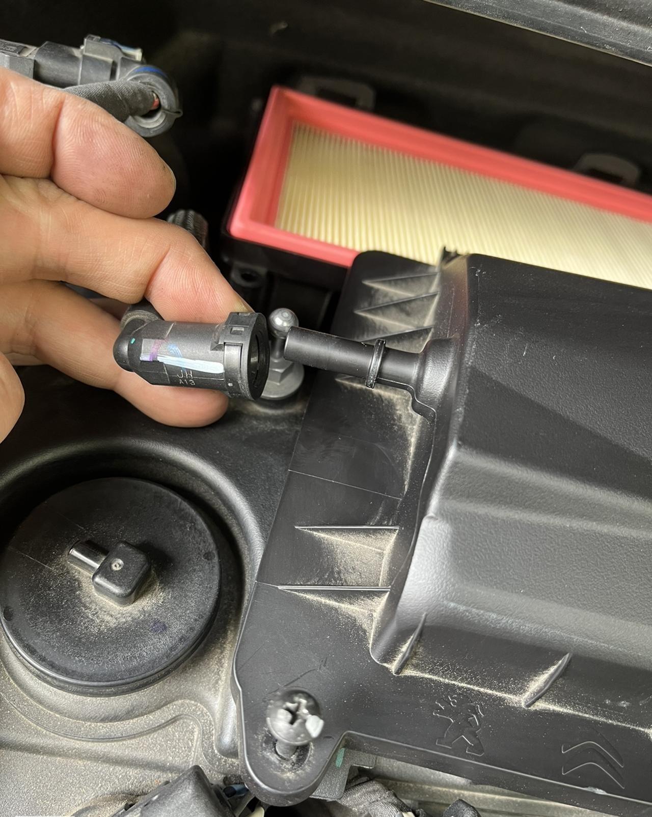 空调滤芯、空气滤芯，自己10分钟搞定，一年省200元！空调滤芯和空气滤芯，是汽