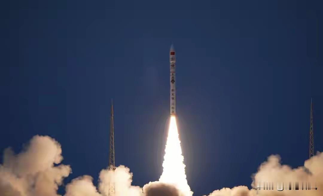 中国航天黑暗时刻，1天2次发射失利，谷神星二号首飞遇挫！谁能想到，2026