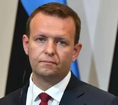 菲律宾为何突然安静了？你没有看错，其实，菲律宾这个国家还是很精明的，不管是在9月