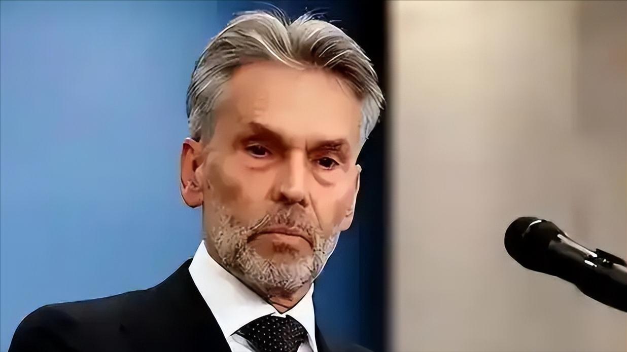 中美暂停50%穿透性出口管制规则一年,最尴尬的当属荷兰。这记来自华盛顿的