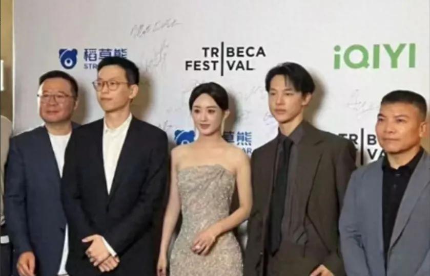 赵丽颖杀疯好莱坞！戴8克拉钻戒艳压全场，冯绍峰看到凌晨删博内娱女菩萨渡劫成功了