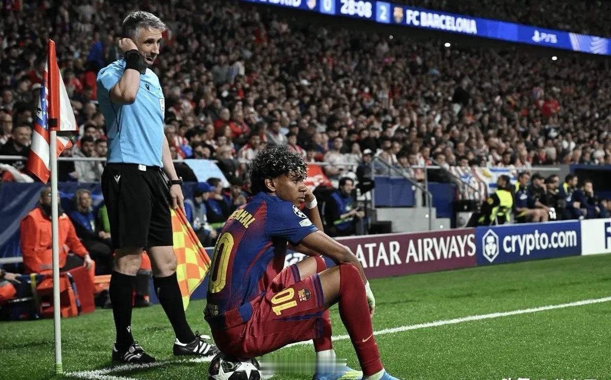 不得不说，巴萨被马竞淘汰后，今年的金球奖“彻底乱成一锅粥了”！原因如下：巴萨欧冠