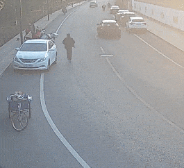 神仙巧合！男子停车救陌生人，竟是自己老婆！这才是善良最暖的模样！一场意外的善