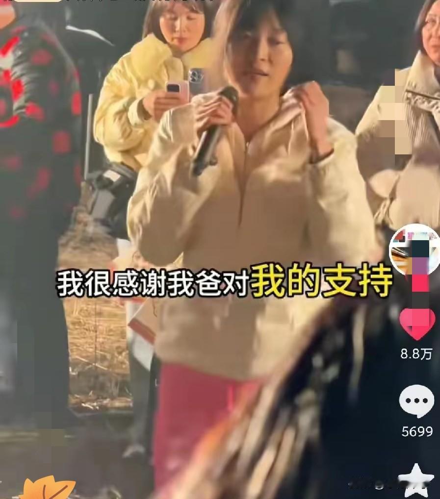 原来合川杀猪宴能火出圈，全靠这三位“神队友”稳稳托底！呆呆打电话问爸妈“要