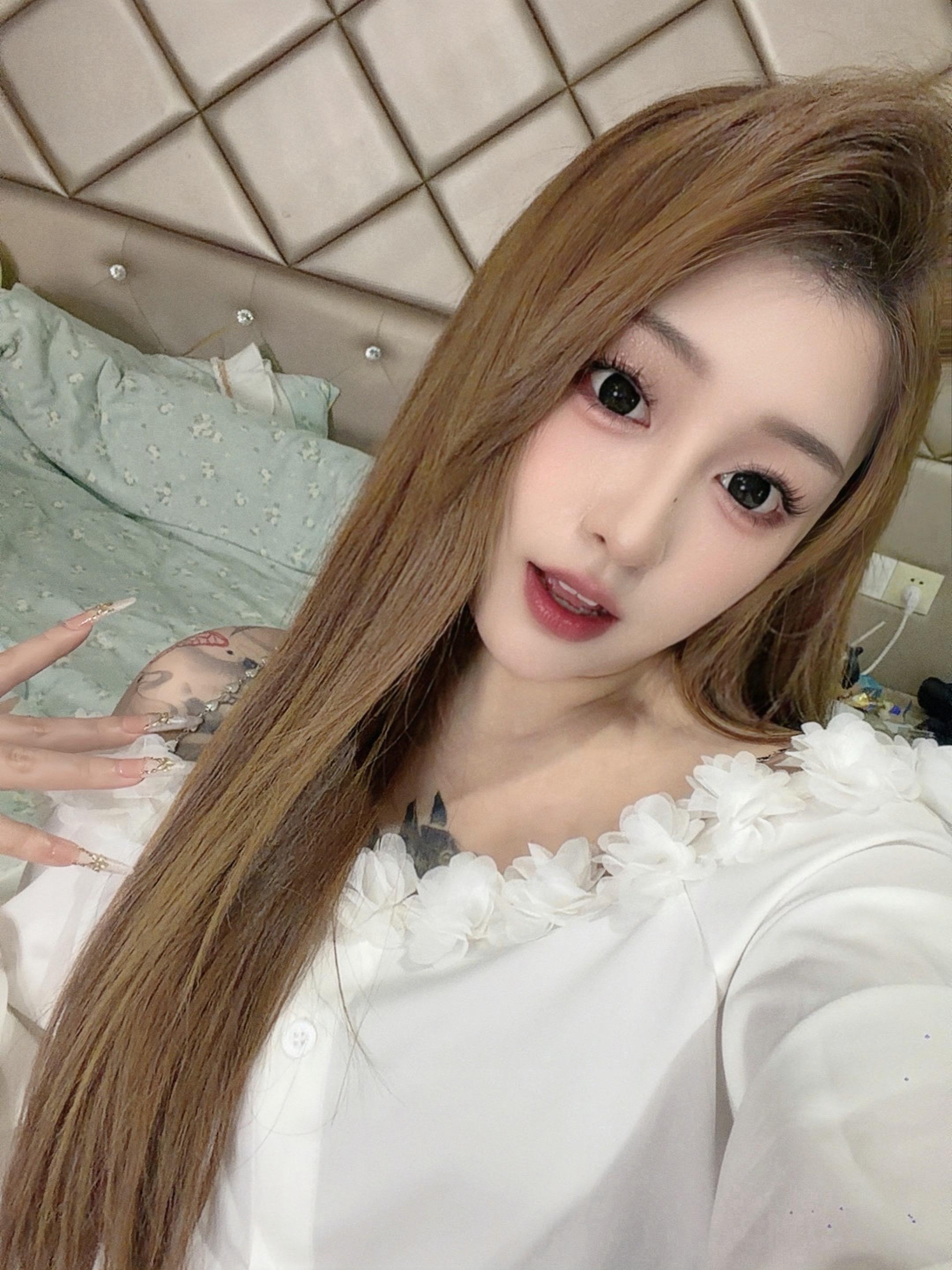 生活可以疲惫忙碌 但心态要简单快乐