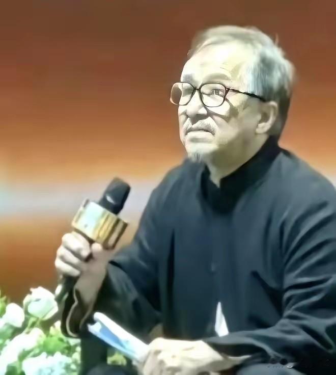 成龙自曝ADHD炸翻全网：原来我脑子乱，真不是懒！🔥今天被成龙一条热搜直接整