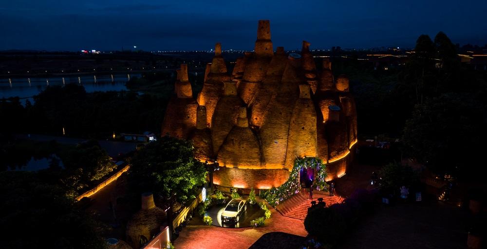 告别外资垄断，尊界S800开启超豪华车新赛道长期以来，超豪华车市场都是外资品牌