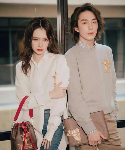 戚薇说：李承铉前任太多了，我跟李承铉在谈恋爱中，就互相坦白了的，他跟我说了很久，