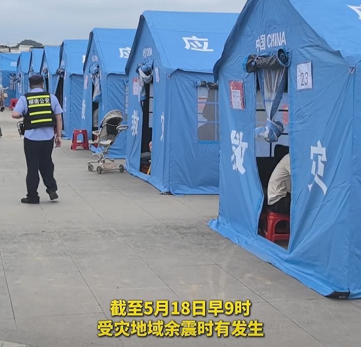 柳州免费领螺蛳粉和热盒饭是真的吗？柳州朋友说是真的，她今天亲自去看了。“太阳