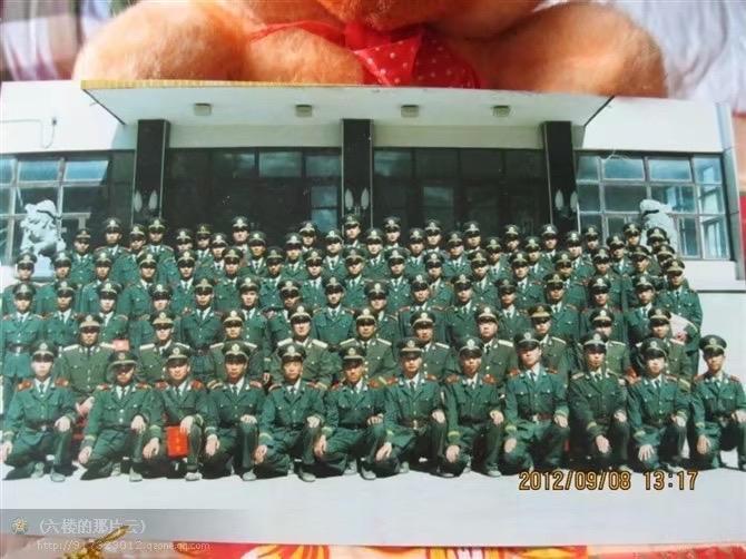 初遇高原：从失望到读懂的风景，讲述我当兵的故事“蓝蓝的天空白云飘”，歌里唱的