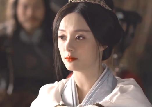 公元前272年的时候，芈月将义渠王诱杀，义渠王临死前对着芈月说：“月儿，以后我没