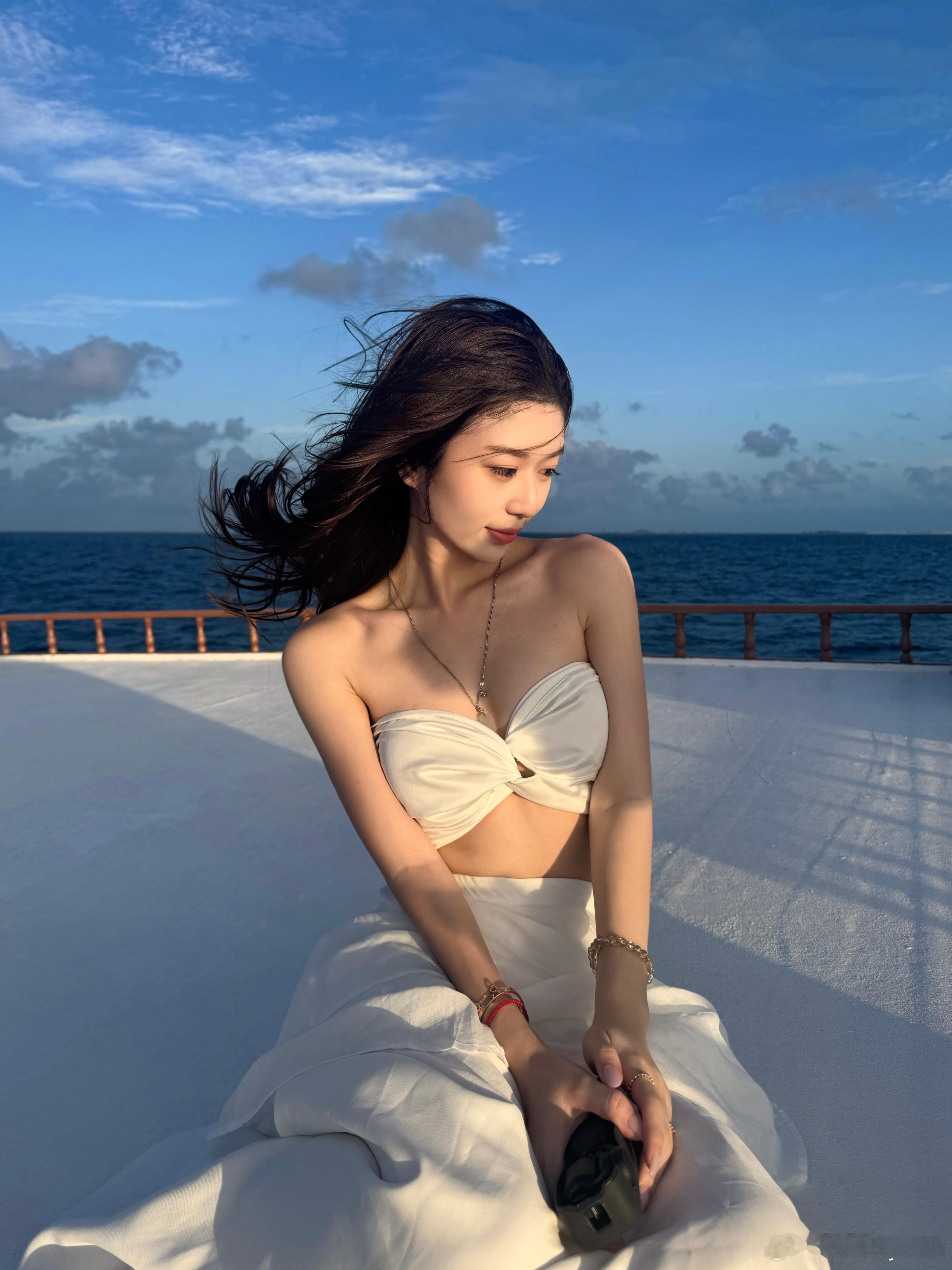 🚢🌬️⛅️再好的定发喷雾也顶不住🤔​​​