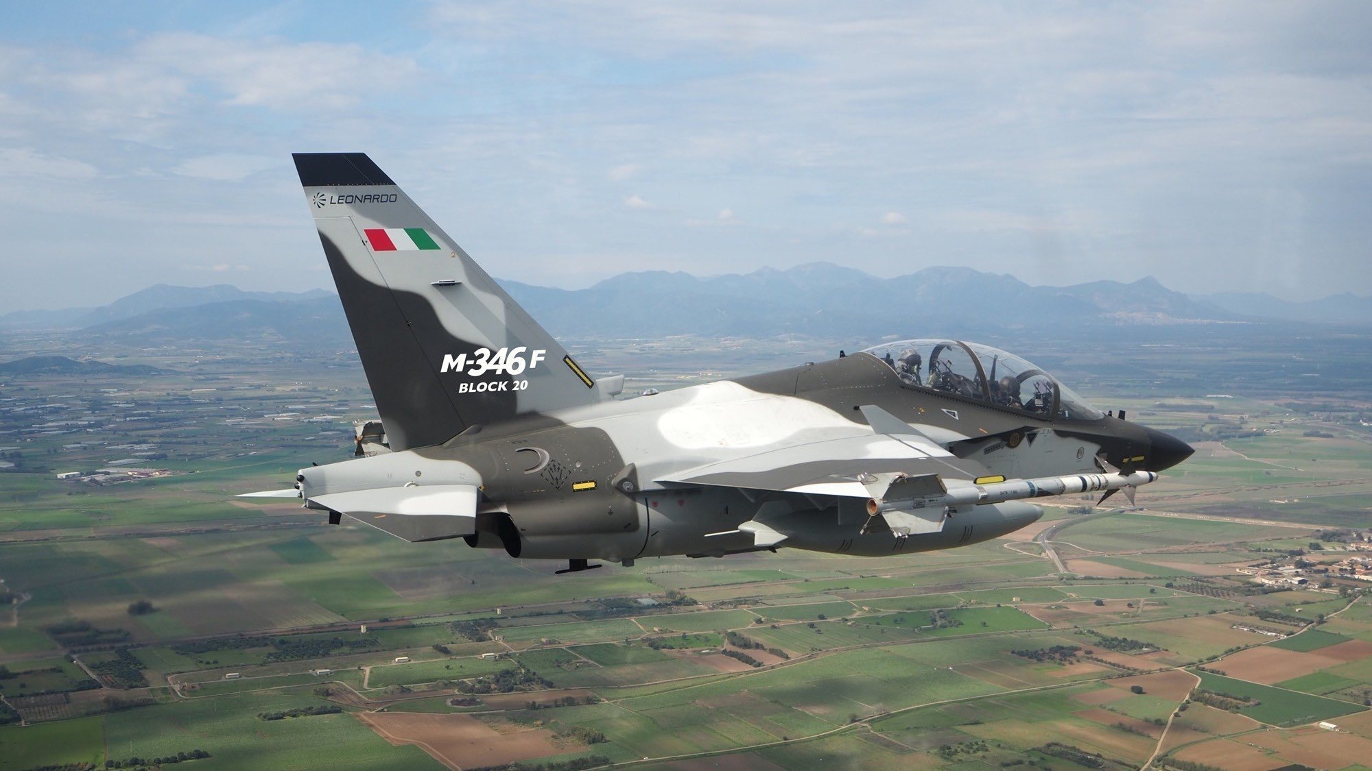 印尼订购12架M-346FBlock20轻型战斗机，并有意采购AW149直升