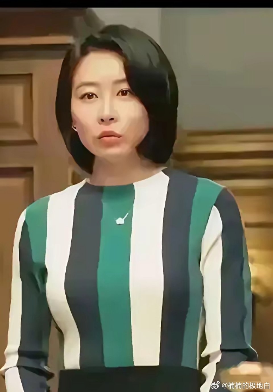 《以法之名》最大败笔就出在柳韵这个角色，尤其是买豪宅这段剧情，编剧当观众是傻子吗