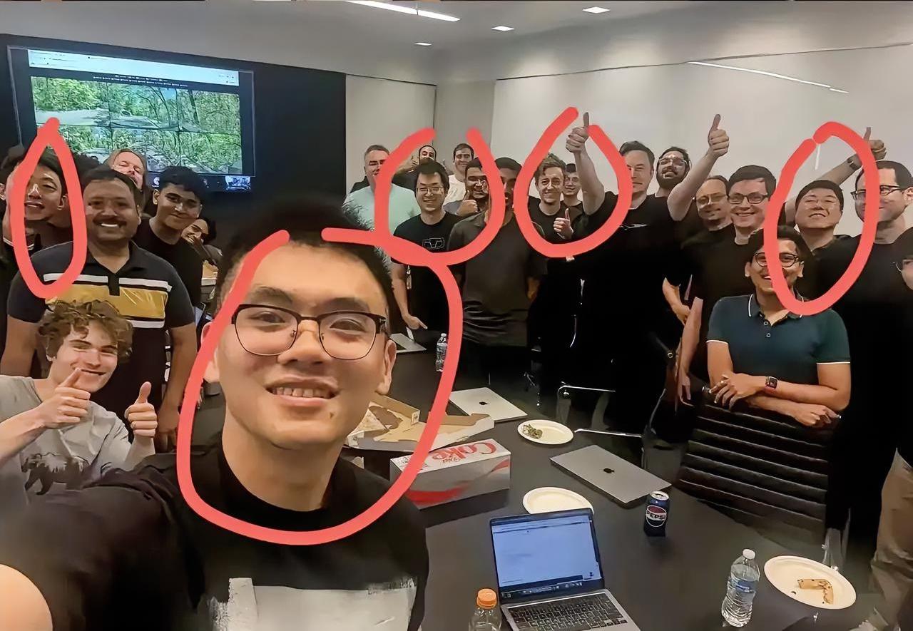 牢A一句“华人在美国就是代练”直接戳穿真相！这哪是比喻，这就是无数华人的真实