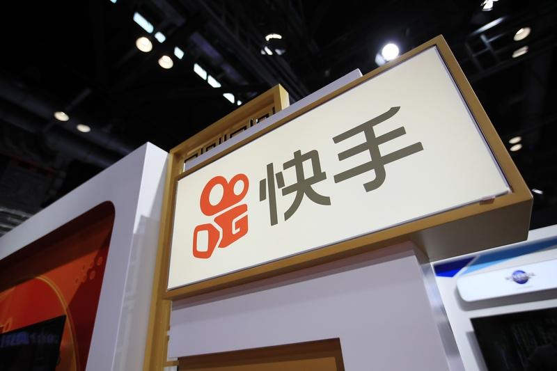 浙江绍兴的孔女士可太闹心了，查看支付宝账单时，发现1-7月被快手小店反复扣了