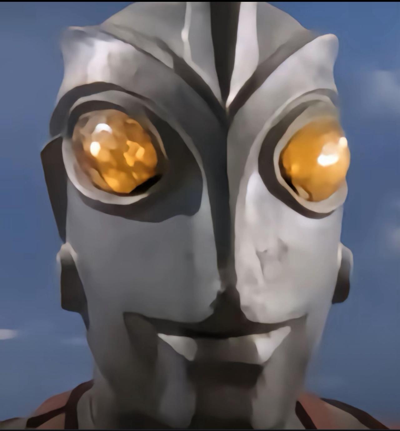 艾斯奥特曼，一脸菩萨像