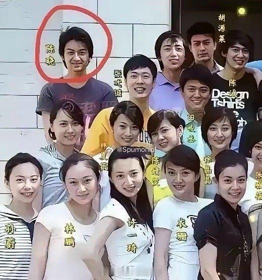 一个班就红了一个陈晓