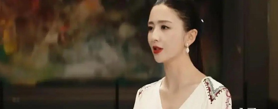 佟丽娅憋了五年终于开口：陈思诚没打过我，离婚是因为“导演老婆”这个标签压了我十年，10岁儿子至今以为